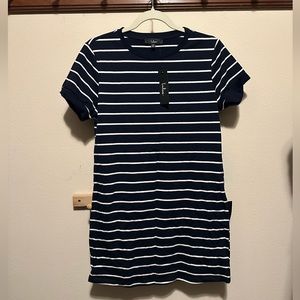 Lulu’s XS navy striped t-shirt dress. Brand new!